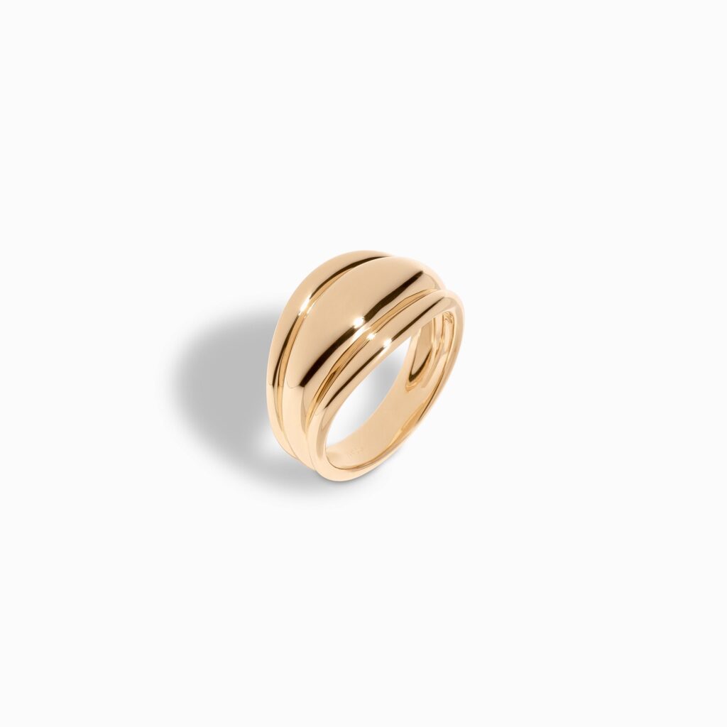 Ladies ring 9